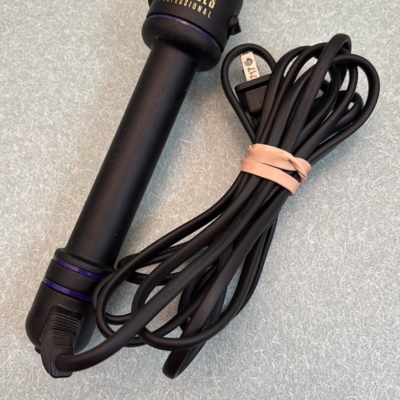 HOT TOOLS Professional Curling Wand- Great Condition - Picture 2 of 9
